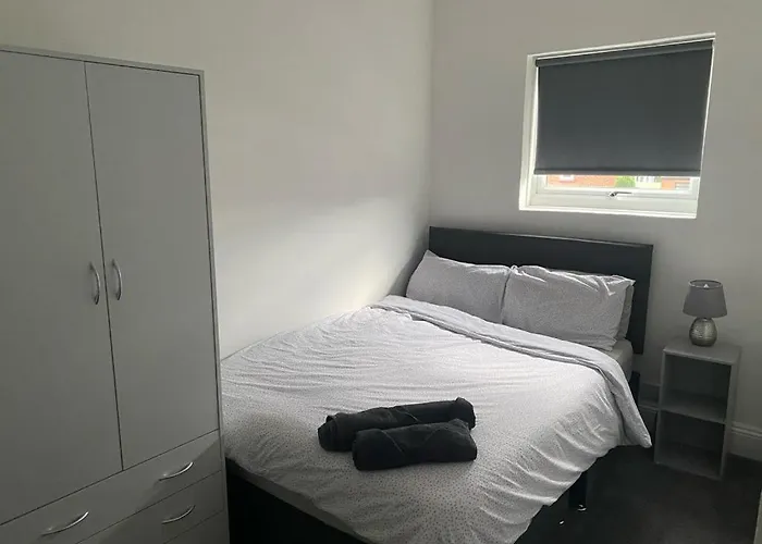 Spacious 4 Bedroom Townhouse Dom wakacyjny